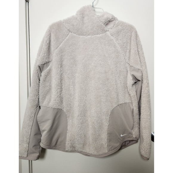 Nike Women's Beige‎ Sherpa Therma Fleece Hoodie Pullover Size Large Athleisure - Picture 2 of 14